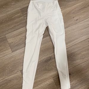 White Lulu leggings size 8